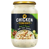 Chicken Tonight - Leek & Bacon One Pan Sauce 500g features a creamy leek and bacon sauce with fresh ingredients shown on the label—ideal as a ready-to-use cooking sauce for tasty one-pan meals.